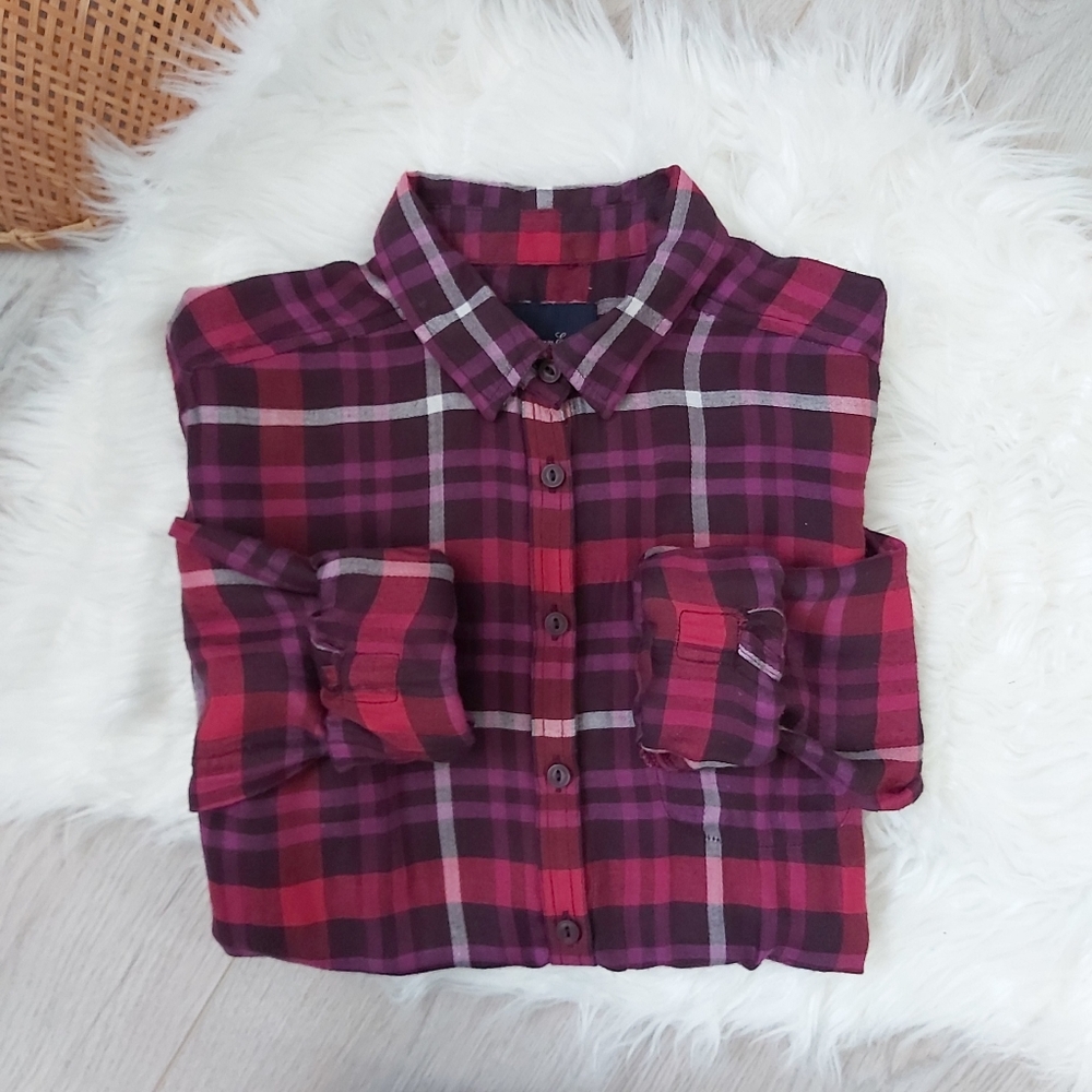American Eagle Burgundy Plaid Button Down